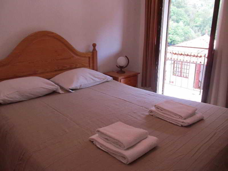 Hostel Geres Porto Ngoại thất bức ảnh